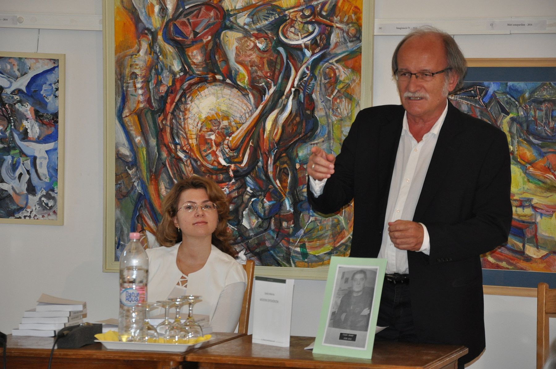 Sebők Melinda könyvbemutatója a Vörösmarty Társaságnál